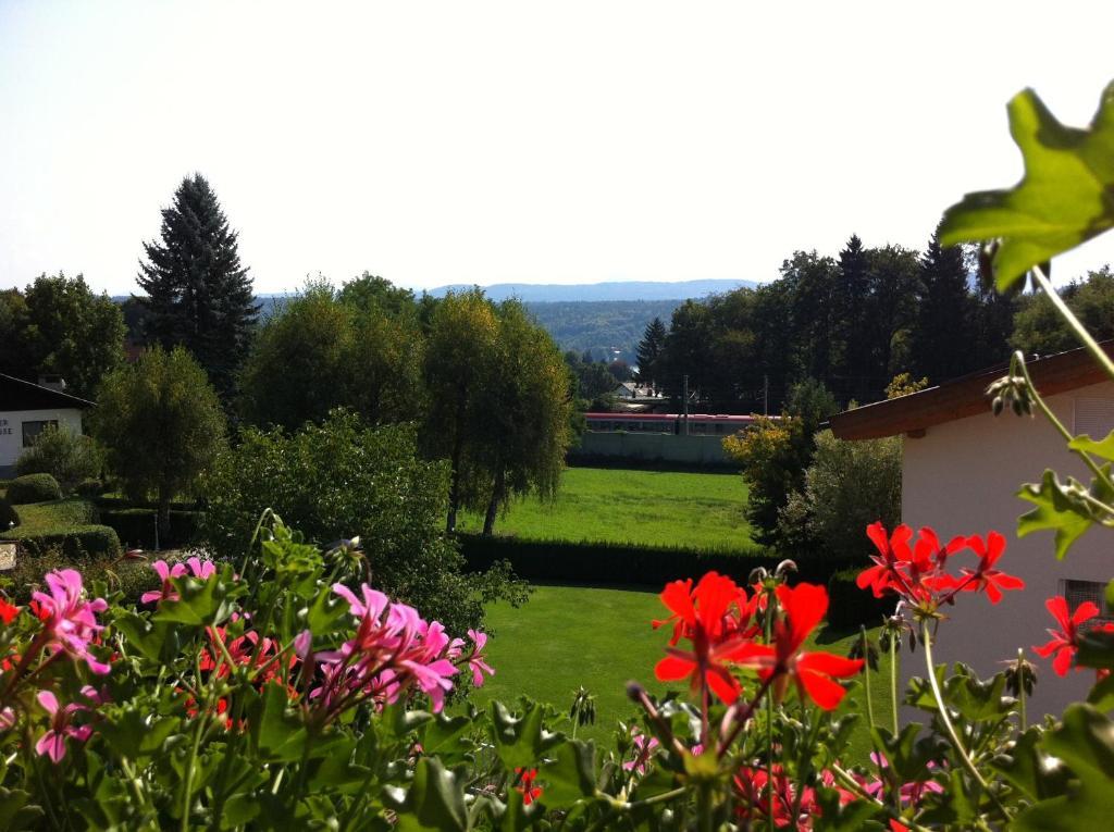 Gasthof Forststube Velden am Wörthersee Oda fotoğraf